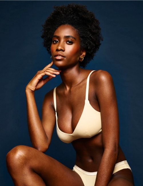 7 Organic Cotton Bralette Brands to Uplift Your Chest & The EnvironmentImage by Knickey#organiccottonbralette #organiccottonbralettes #wirelessorganiccottonbralettes #organicbralettes #sustainablebralettes #wirelessorganiccottonbralette #sustainablejungle