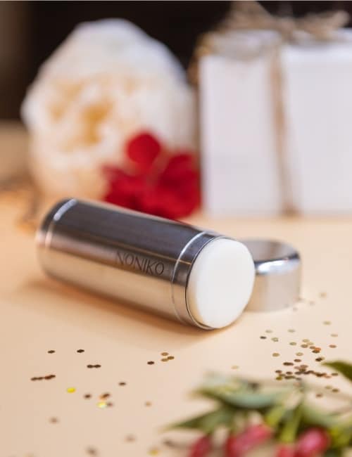 9 Non-Toxic Deodorant Brands For The Safest Eco-Friendly Freshness Image by Noniko #nontoxicdeodorant #safedeodorant #safestdeodorantstouse #naturalnontoxicdeodrant #bestnontoxicdeodrant #safestdeodorantforwomen #safestdeodorantbrands #sustainablejungle