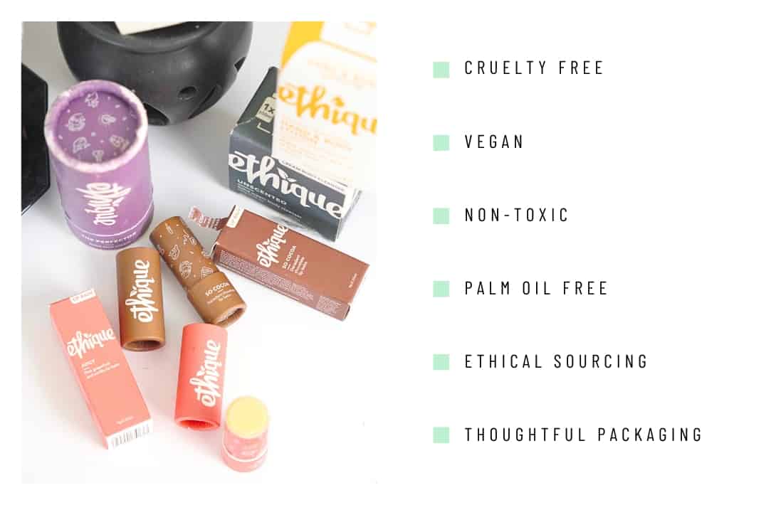 17 Zero Waste Skin Care Brands For Plastic-Free Pores Image by Sustainable Jungle #zerowasteskincare #zerowasteskincarebrands #zerowasteskincareproducts #zerowasteskincareroutine #plasticfreeskincare #plasticfreeskincarekit #sustainablejungle