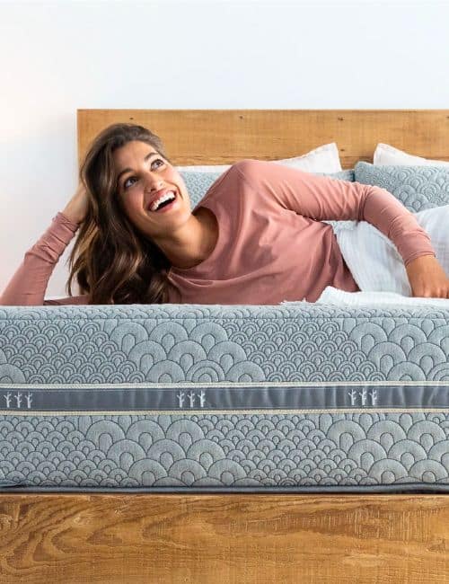 7 Verified Vegan Mattresses For Plush, Plant-Based Comfort Image by Brentwood Home #veganmattress #veganmattressbrands #bestveganmattresses #organicveganmattress #avocadoveganmattress#plantbasedmattress #sustainablejungle