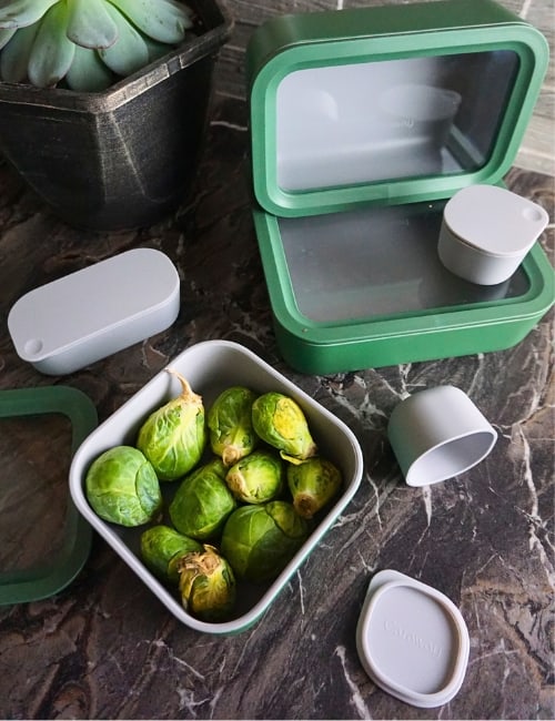 13 Plastic-Free Food Storage Containers That Will Make You The Envy Of The Lunchroom Image by Sustainable Jungle #plasticfreefoodstorage #plasticfreefoodstoragecontainers #nonplasticfoodstorage #bestnonplasticfoodstoragecontainers #plasticfreetupperware #nonplastictupperware #sustainablejungle