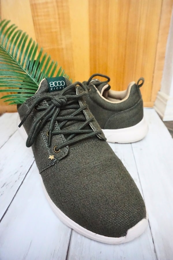 9 Hemp Shoes For The Highest Sustainability Image by Sustainable Jungle #hempshoes #menshempshoes #womenshempshoes #shoesmadeofhemp #besthempshoes #hempshoebrands #sustainablejungle