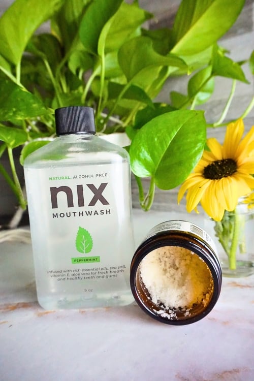 11 Zero Waste Mouthwash Alternatives For Sustainable Gargling Image by Sustainable Jungle #zerowastemouthwash #bestzerowastemouthwash #plasticfreemouthwash #ecofriendlymouthwash #sustainablemouthwash #sustainablejungle