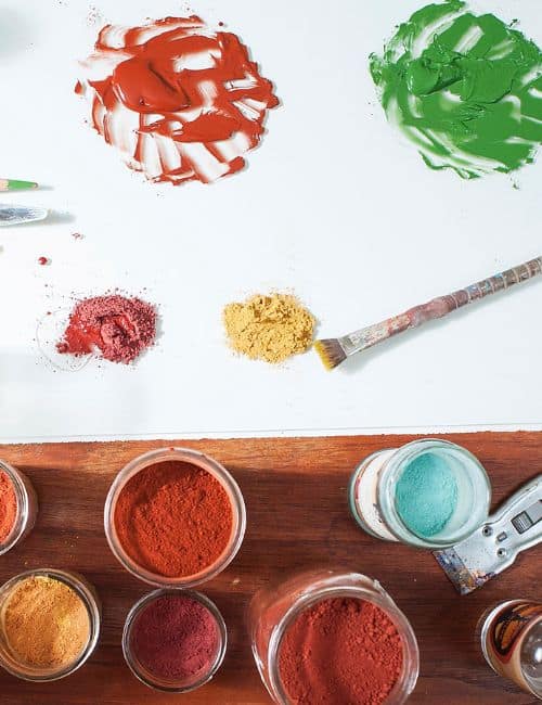 7 Eco-Friendly Art Supplies For Naturally Sustainable Creativity Image by Natural Earth Paint #ecofriendlyartsupplies #ecofriendlychildrensartsupplies #sustainableartsupplies #sustainablecraftsupplies #naturalart #naturalartsupplues #sustainablejungle