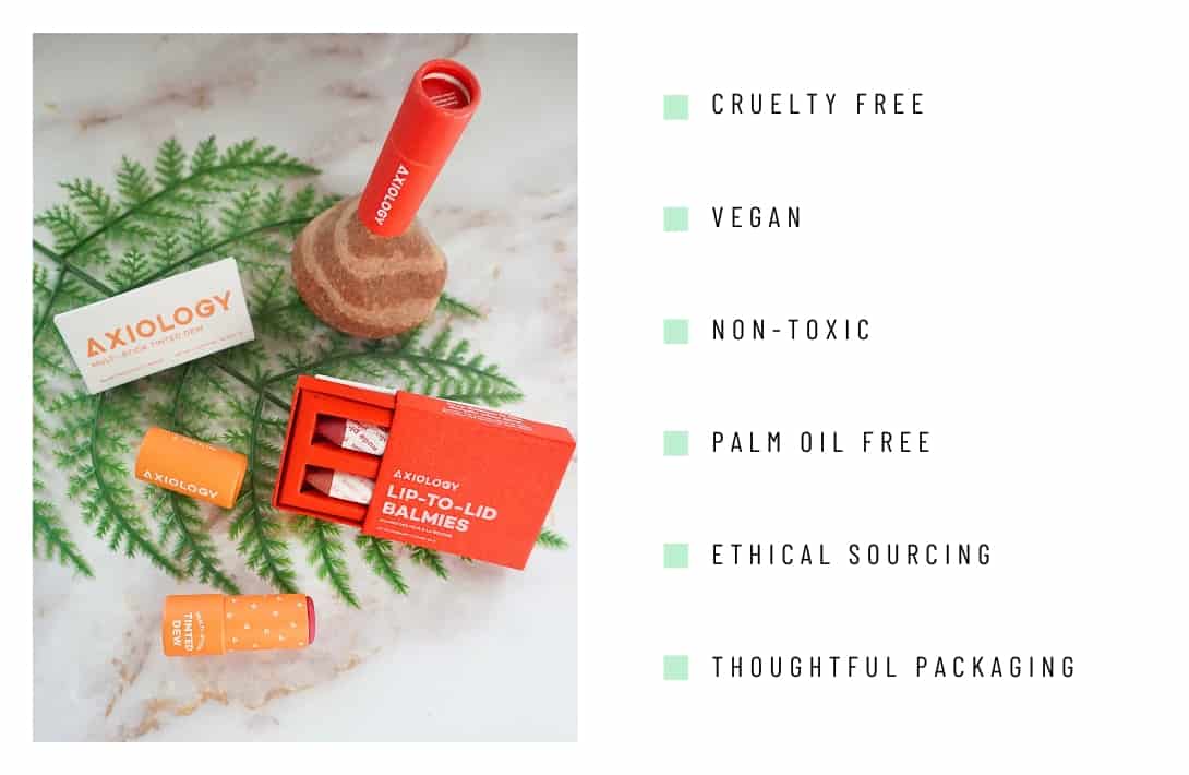 7 Organic & Eco-Friendly Lipsticks For 7 Sustainable Minutes In Heaven Image by Sustainable Jungle #ecofriendlylipstick #ecofriendlylipsticktube #naturalecofriendlylipstick #sustainablelipstick #sustainablelipstickpackaging #bestsustainablelipstick #sustainablejungle