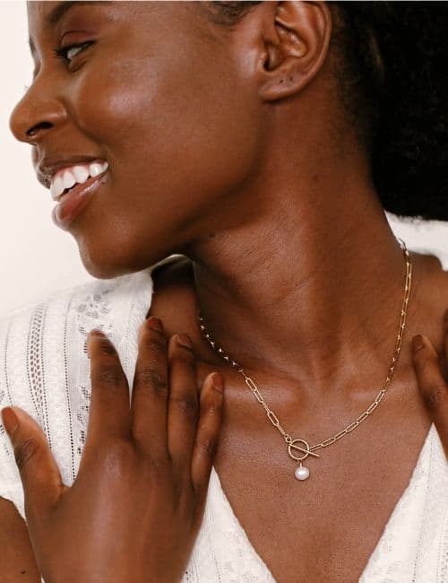 9 Black Owned Etsy Jewelry Shops For Ethical Empowerment Image by Lace & Pearls Jewelry #blackownedEtsyjewelryshops #blackownedetsyshops #etsyafricanjewelry #blackownedjewelrystores #blackartistsonetsy #sustainablejungle