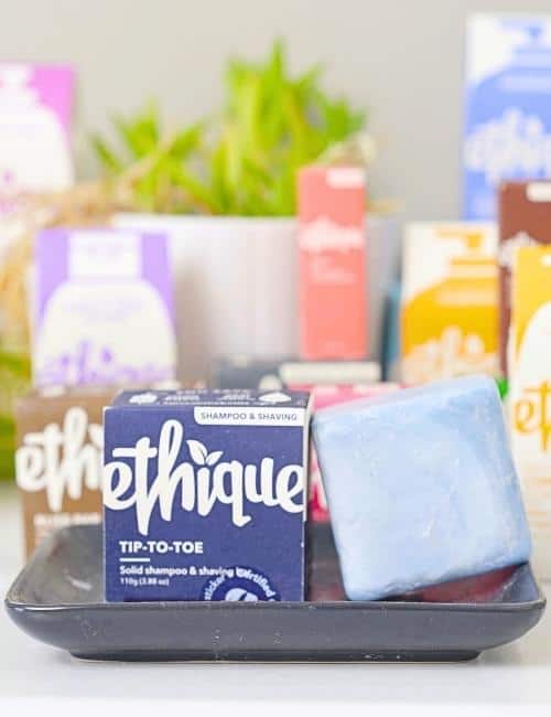 7 Shaving Soap Bars For A Smooth, Sustainable Shave Image by Sustainable Jungle #shavingsoapbars #sharingsoapbarwomen #mensshavingsoapbars #shavingsbars #solidshavingbar #bestshavebars #sustainablejungle