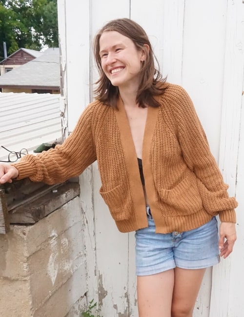 7 Sustainable Knitwear Brands To Warm You, Not The PlanetImage by Sustainable Jungle#sustainableknitwear #sustainablemensknitewear #sustainableknitwearbrands #ethicalknitwear #ethicalknitwearbrands #sustainablewomensknitwear #sustainablejungle