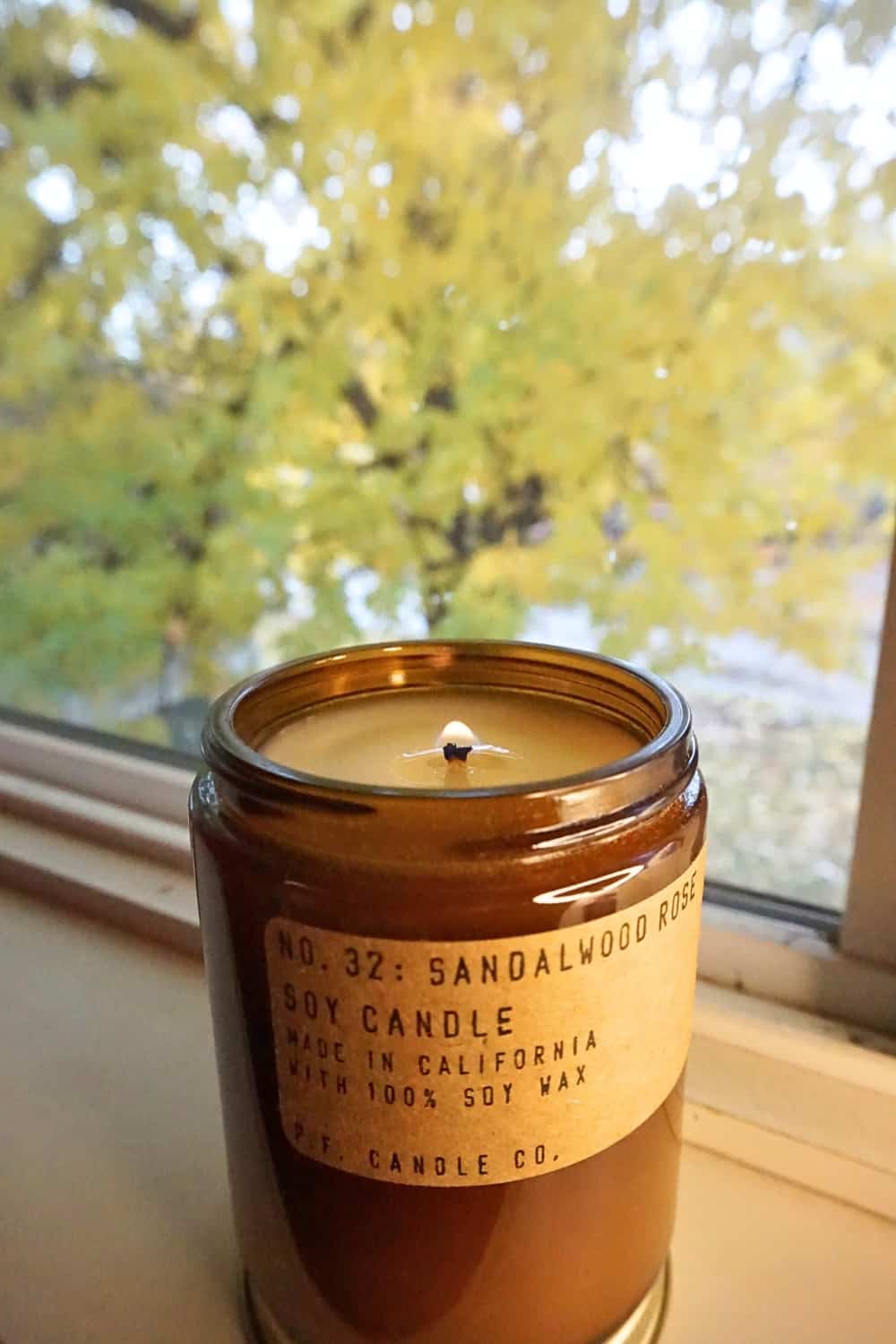 9 Sustainable Candles For Feel-Good Eco Friendly Flickers Image by Sustainable Jungle #sustainablecandles #sustainablejungle