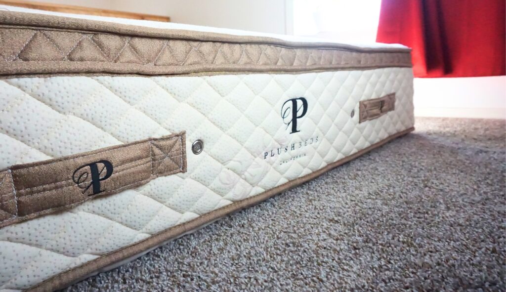 PlushBeds Review: Our Honest Review Of The PlushBeds Luxury Bliss Mattress Image by Sustainable Jungle #plushbedsreview #plushbedsmattressreview #plushbedsluxuryblissreview #plushbedsmattress #plushbedslatexmattress #plushbedsrating #sustainablejungle