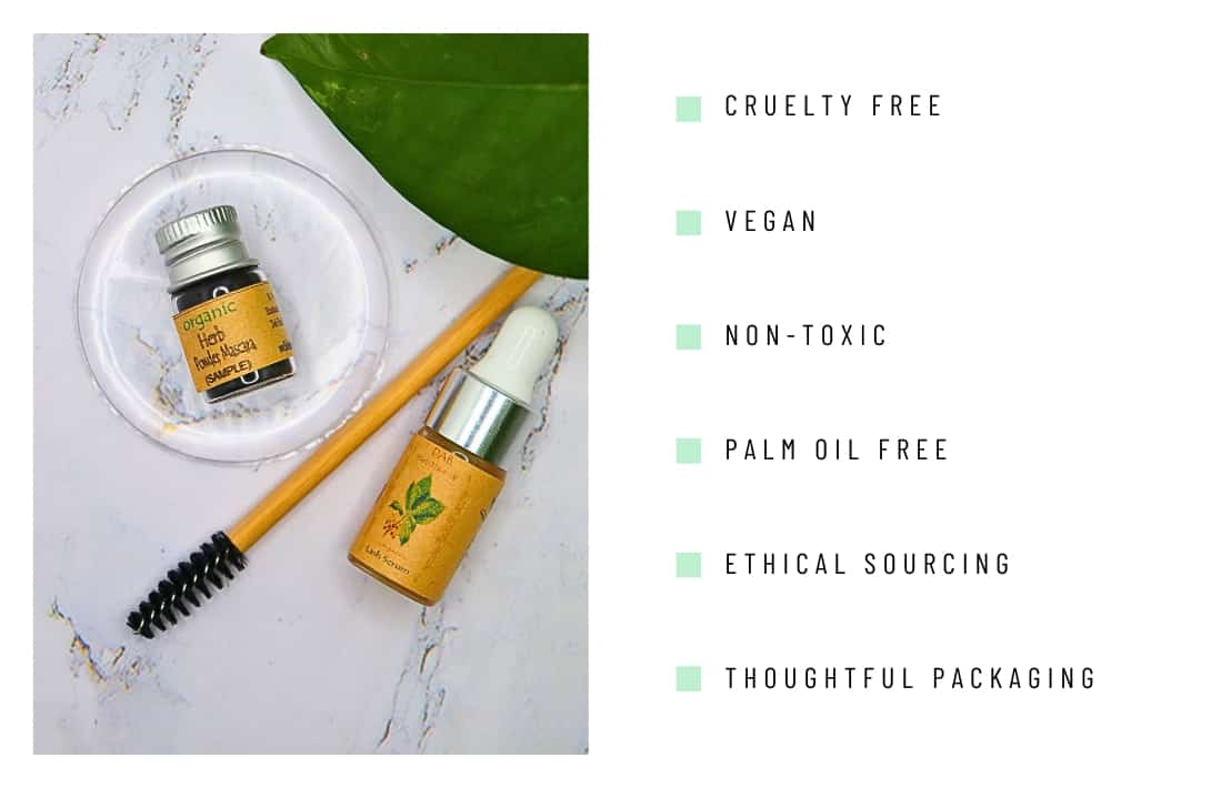 Zero Waste Mascara: 9 Brands For Sustainably Bold And Beautiful Lashes Image by Sustainable Jungle #zerowastemascara #zerowastemascarabrands #bestzerowastemascara #plasticfreemascara #ecofriendlymascara #sustainablejungle