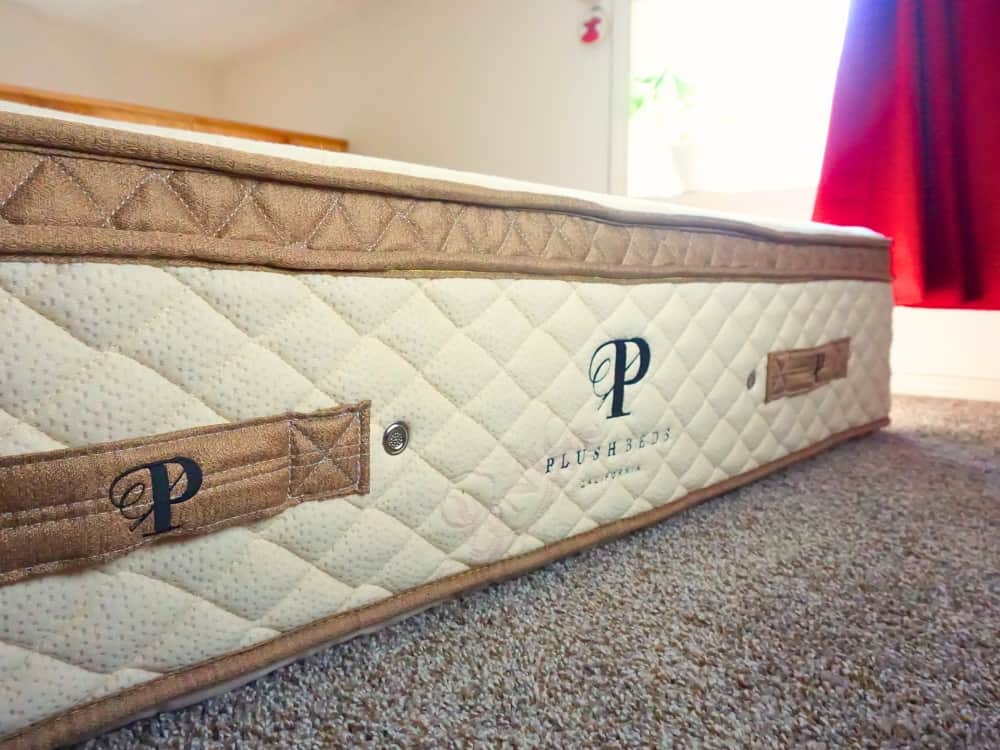 PlushBeds Review: Our Honest Review Of The PlushBeds Luxury Bliss Mattress Image by Sustainable Jungle #plushbedsreview #plushbedsmattressreview #plushbedsluxuryblissreview #plushbedsmattress #plushbedslatexmattress #plushbedsrating #sustainablejungle