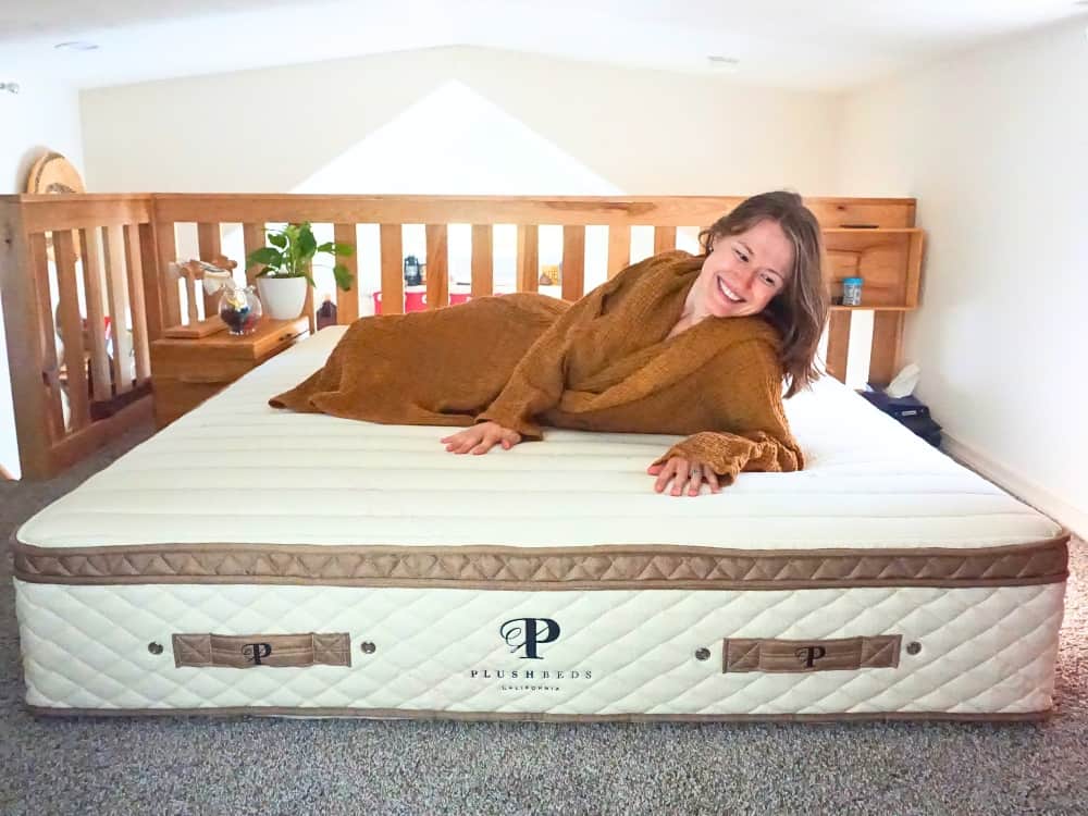PlushBeds Review: Our Honest Review Of The PlushBeds Luxury Bliss Mattress Image by Sustainable Jungle #plushbedsreview #plushbedsmattressreview #plushbedsluxuryblissreview #plushbedsmattress #plushbedslatexmattress #plushbedsrating #sustainablejungle