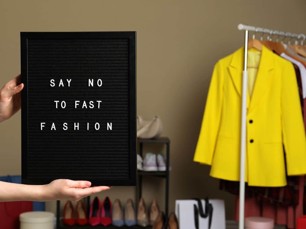 11 Fast Fashion Facts to Inspire Head-To-Toe Fashion Industry Change Image by africa images #fastfashionfacts #factsaboutfastfashion #fastfashionstatistics #fastfashionpollutionstatistics #fastfashionwastefacts #sustainablejungle