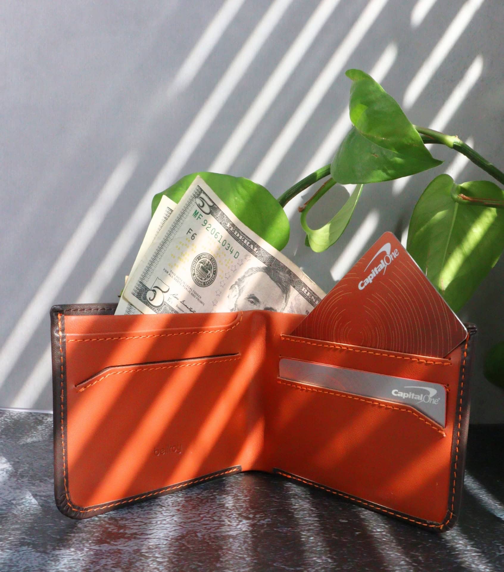 Image by Sustainable Jungle (Bellroy) (zero-waste-gifts)