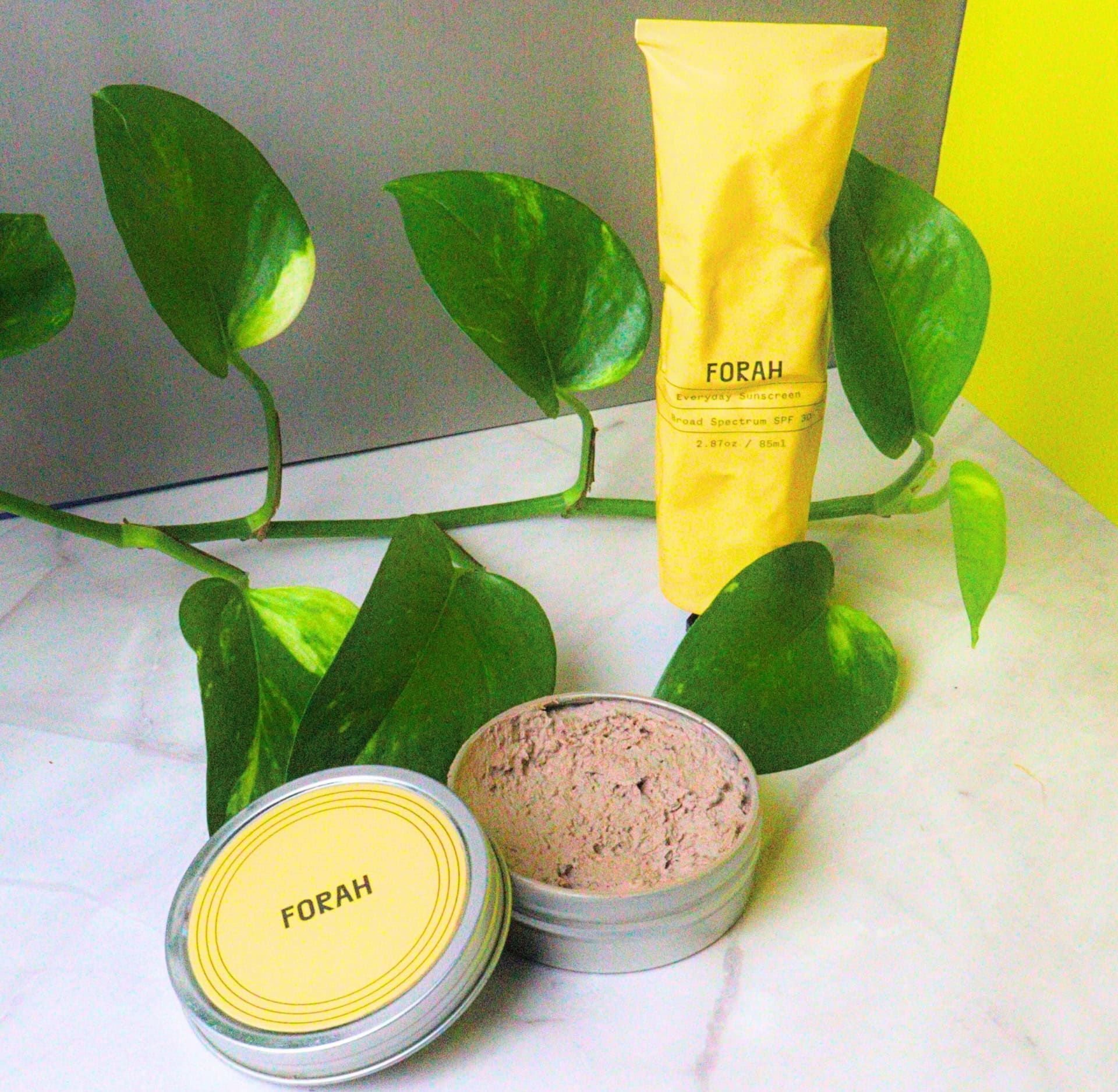 Image by Sustainable Jungle (FORAH) (zero-waste-sunscreen)