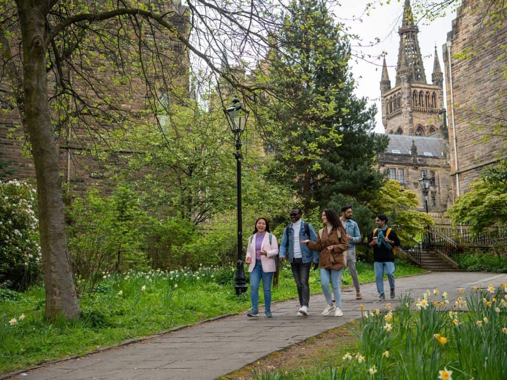 9 Best Masters In Sustainability For Outstanding Environmental Education Image by University of Glasgow #master'sinsustainability #bestmaster'sinsustainability #sustainabilitymaster's #sustainabilitymaster'sprograms #bestsustainabilitymaster'sprograms #sustainablejungle