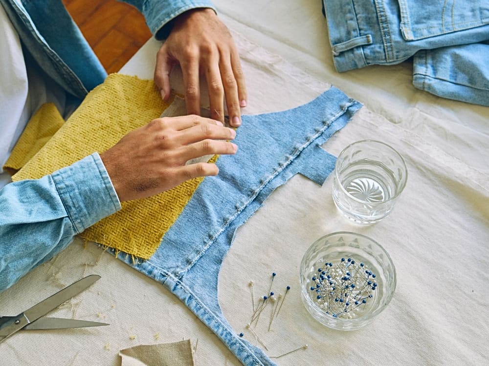 7 Tips For Upcycling Clothes That Are Sew Sustainably Easy Image by Eliza Alves #upcyclingclothes #upcyclingclothingideas #upcycleclothes #howtoupcycleclothes #upcyclingclothesbenefits #repurposingandupcyclingclothes #sustainablejungle