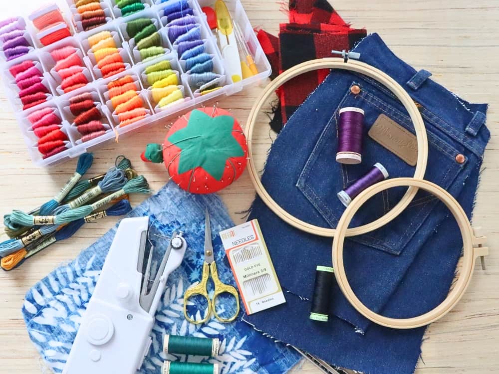 7 Tips For Upcycling Clothes That Are Sew Sustainably Easy Image by Sustainable Jungle #upcyclingclothes #upcyclingclothingideas #upcycleclothes #howtoupcycleclothes #upcyclingclothesbenefits #repurposingandupcyclingclothes #sustainablejungle