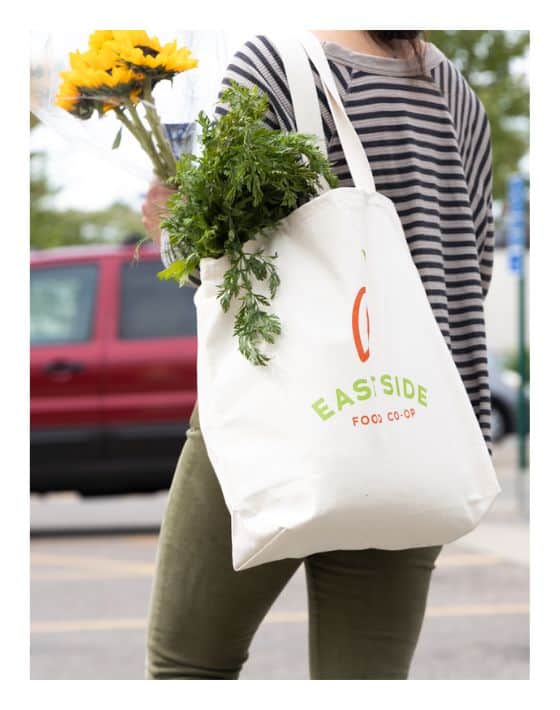 11 Zero Waste Stores in Minneapolis & St. Paul For Twin City Sustainability Image by Eastside Food Co-op #zerowastestoreminneapolis #bestzerowastestoresminneapolis #bulkstoresminneapolis #refillstoresminneapolis #zerowastestorestpaul #zerowastestoresminneapolisstpaul #sustainablejungle