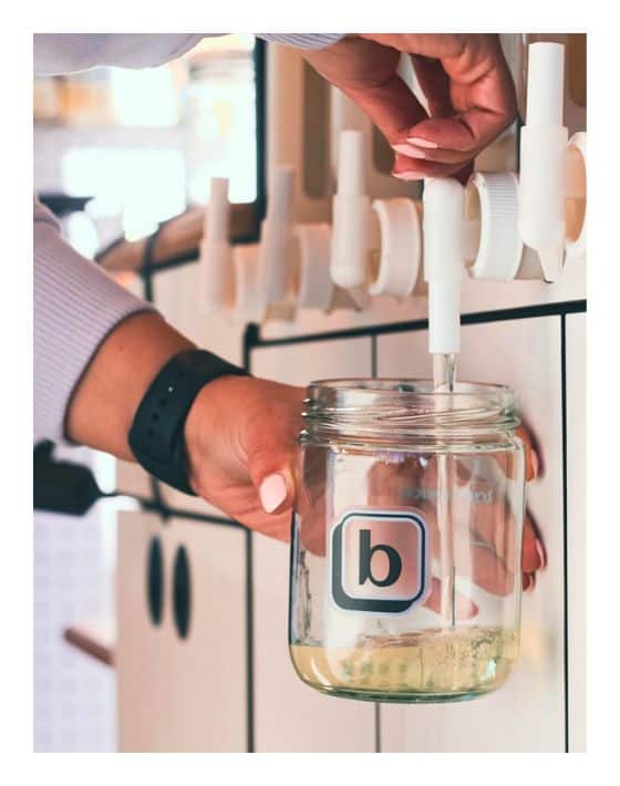 9 Vancouver Zero Waste Stores to Keep Beautiful British Columbia…Well, Beautiful Image by Backspace #zerowastestoreVancouver #bestzerowastestoresVancouver #bulkstoresVancouver #refillstoreVancouver #zerowasteshopping #sustainablejungle