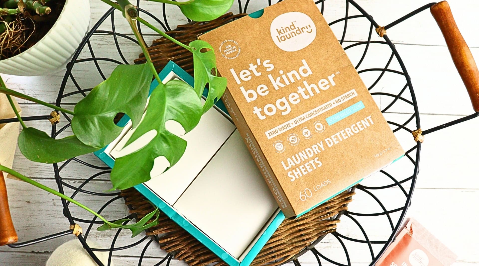 Image by Sustainable Jungle (Kind Laundry) (laundry-detergent-sheets)