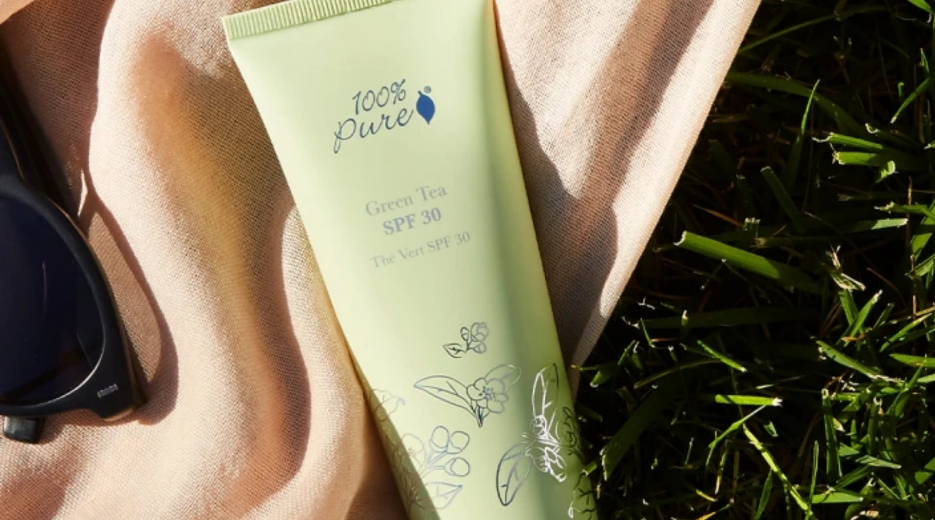Image by 100% Pure (cruelty-free-vegan-sunscreen)