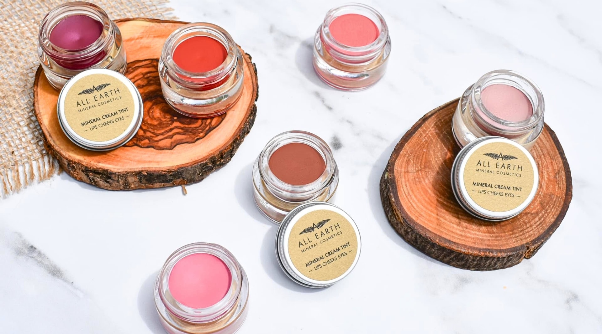 Image by All Earth Mineral Cosmetics (sustainable-makeup-brands)