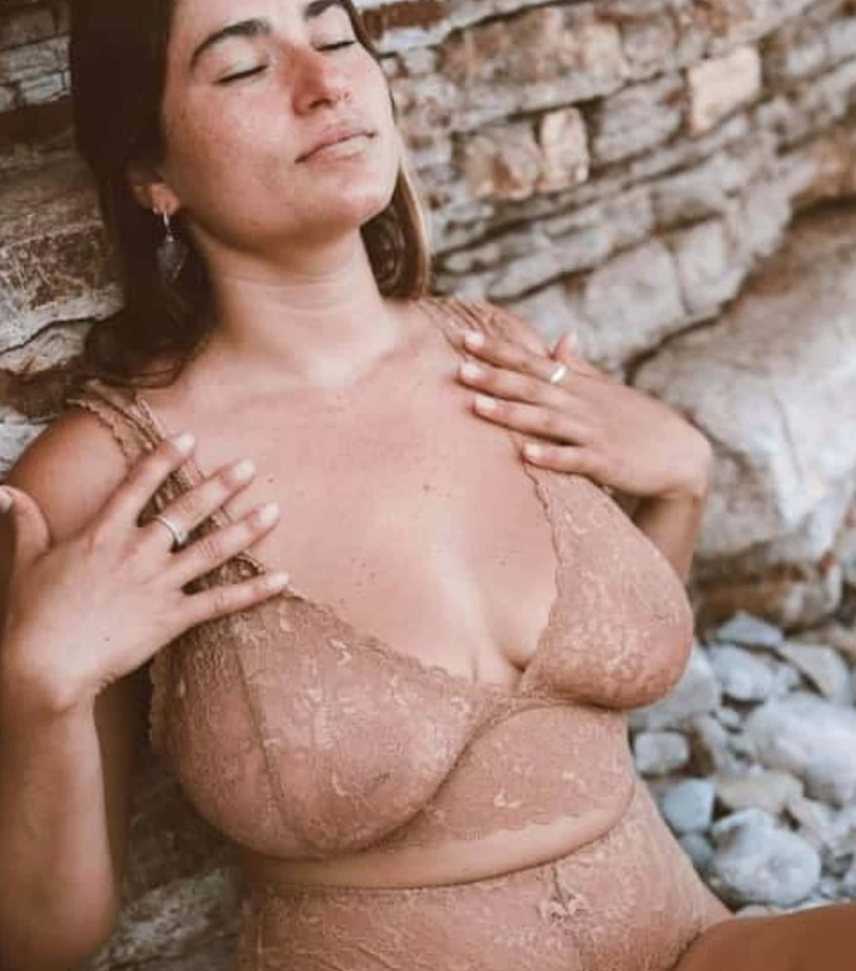 Image by Anekdot (sustainable-lingerie)