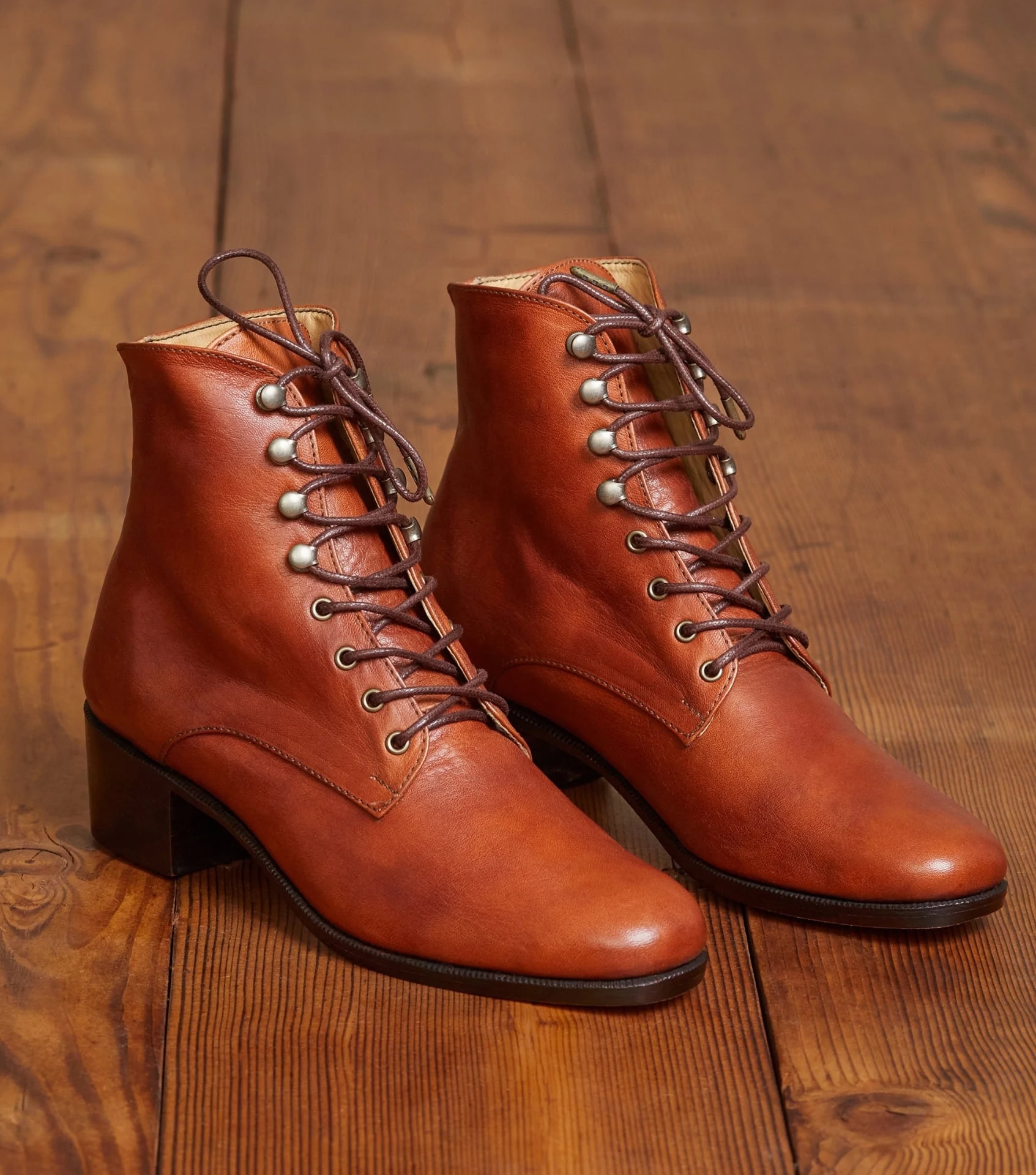 8 Sustainable Boots That Combine Style and Ethics