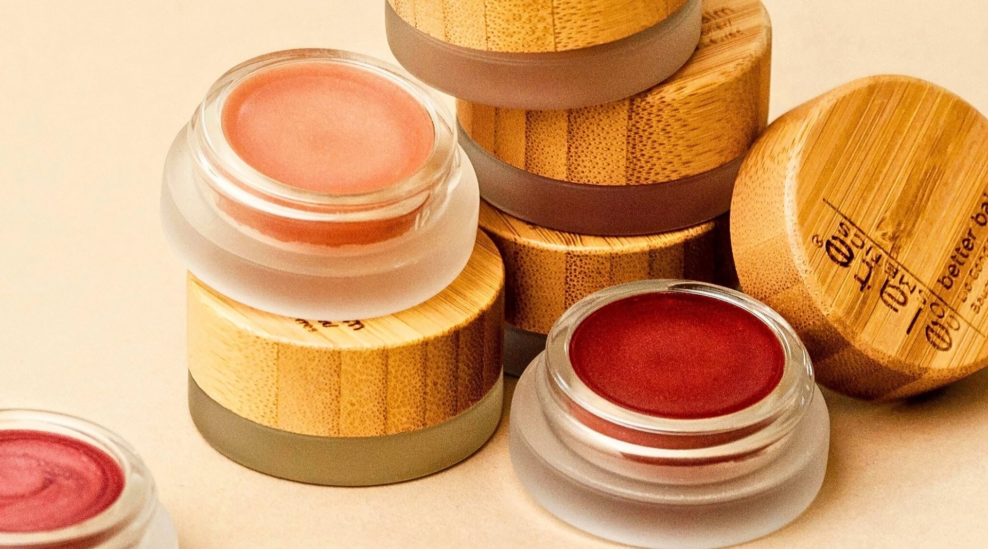Image by Elate Cosmetics (sustainable-makeup-brands)