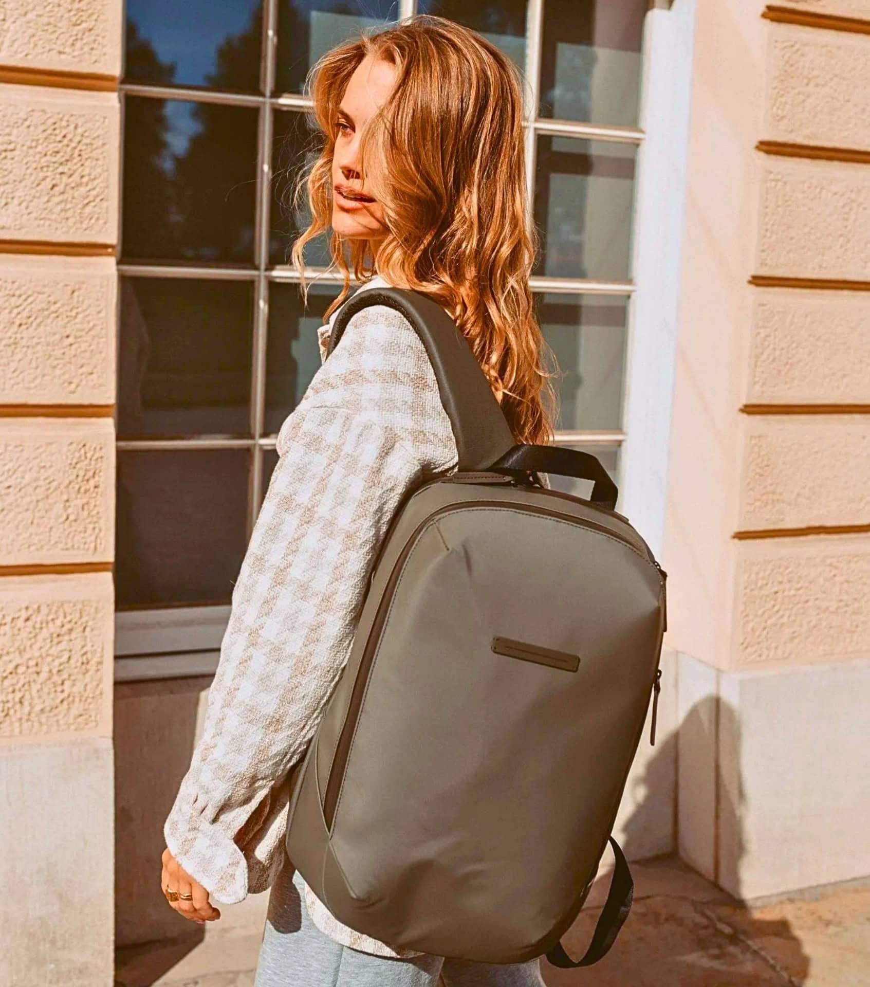Image by Horizn Studios (sustainable-luggage) (2)
