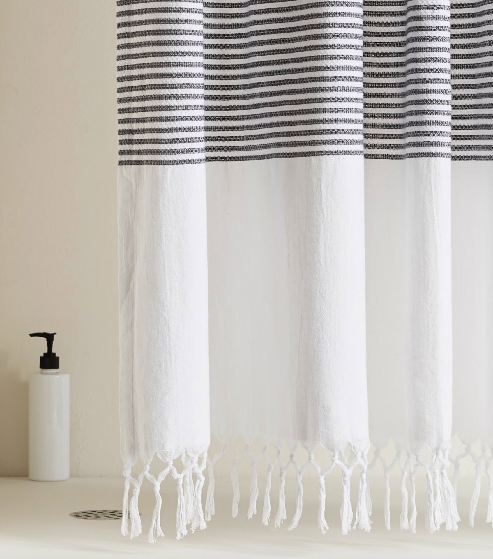 Image by Parachute (eco-friendly-shower-curtains) (2)