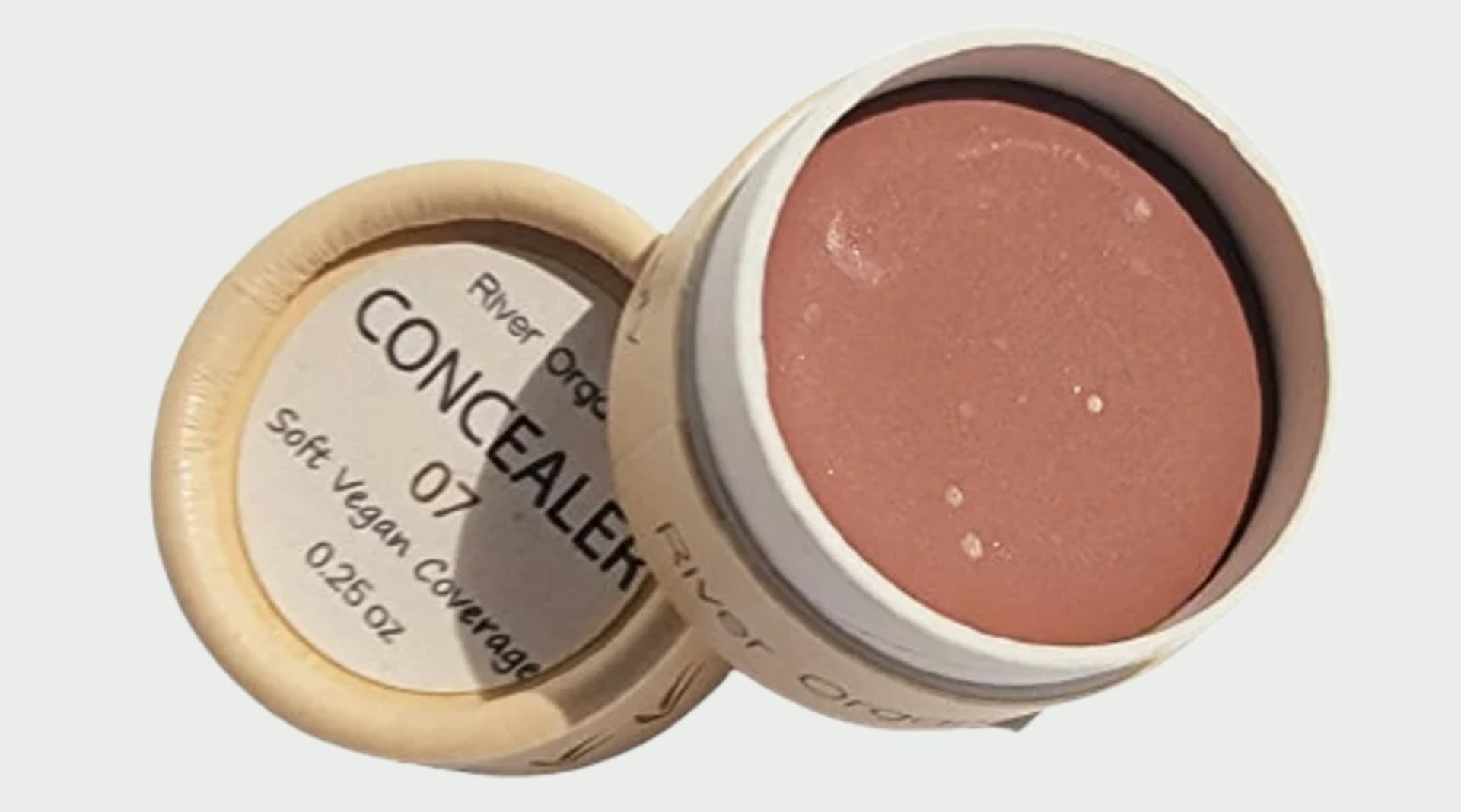 Image by River Organics (zero-waste-concealers)