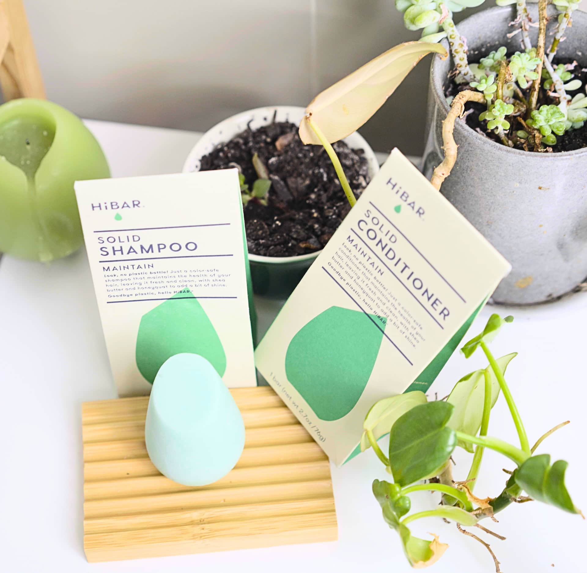 Image by Sustainable Jungle (HiBAR) (eco-friendly-shampoo-conditioner)