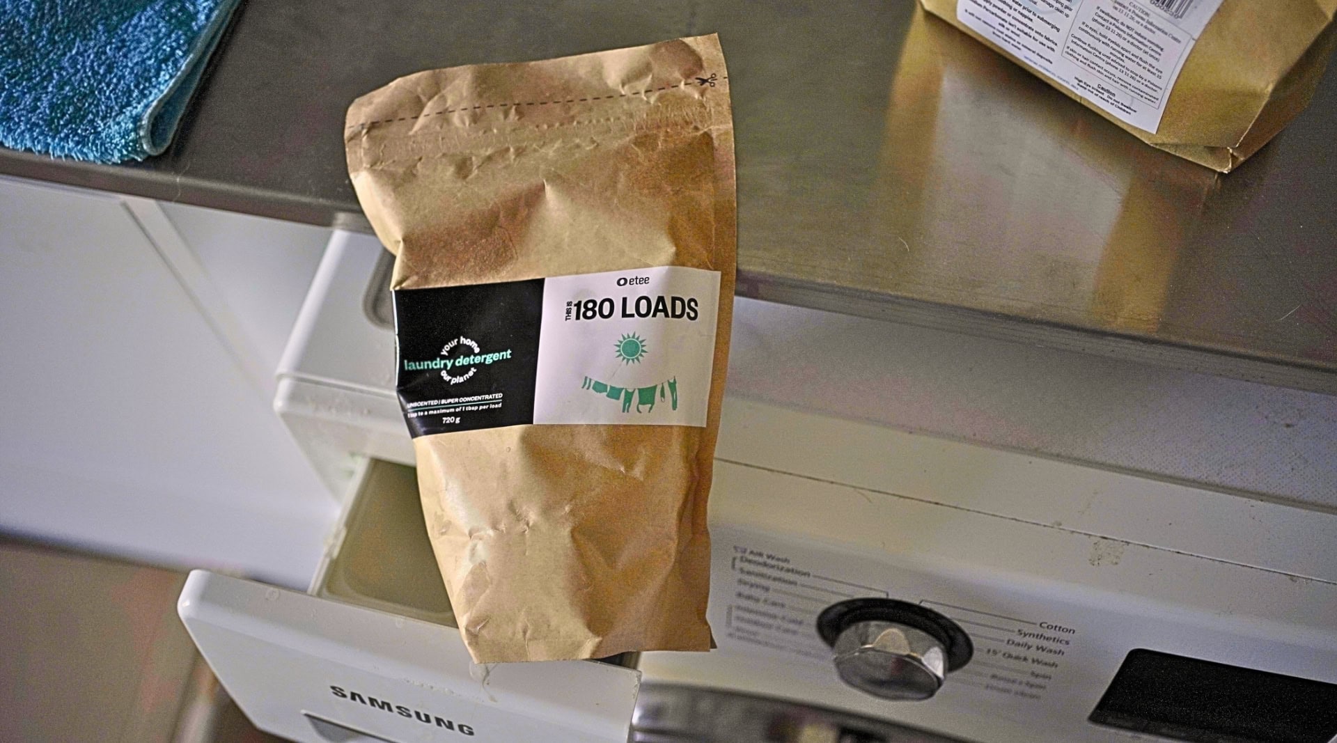 Image by Sustainable Jungle (etee) (zero-waste-laundry-detergent)