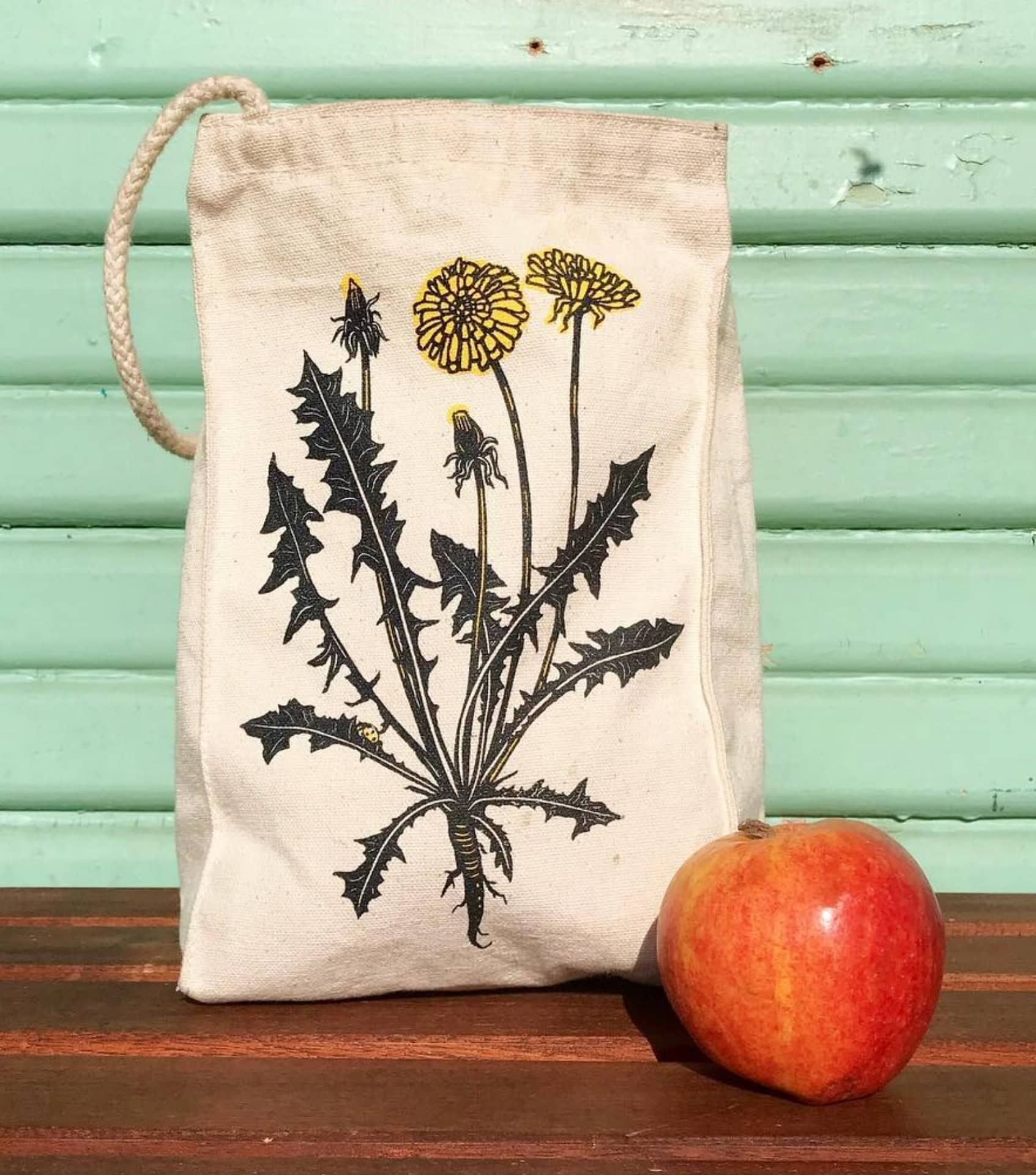 Image by A Little Lark (eco-friendly-lunch-boxes-bags) (2)