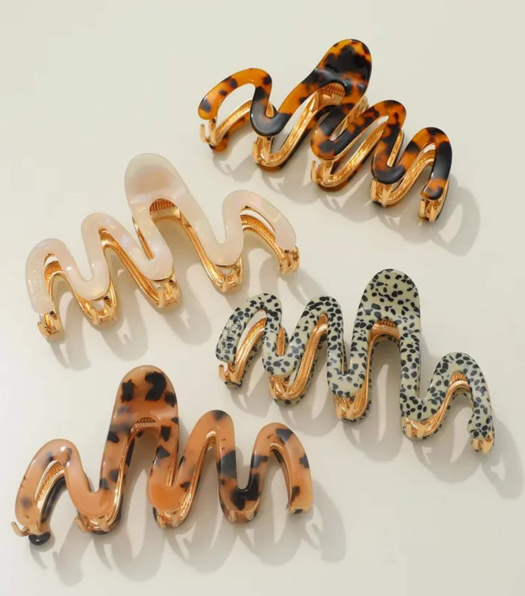 Image by Adorro (sustainable hair accessories)