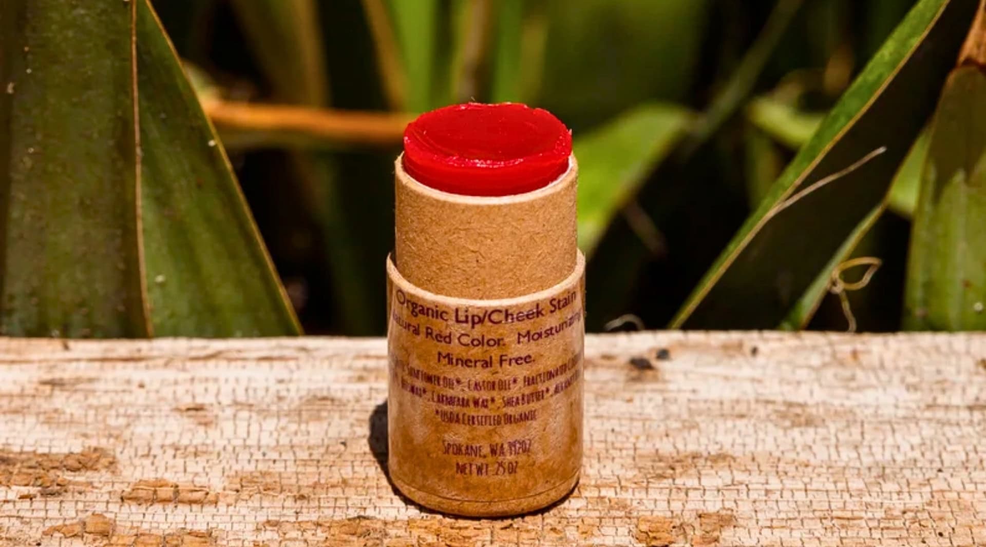 11 Organic Makeup Brands Creating Natural & Budget-Friendly Beauty