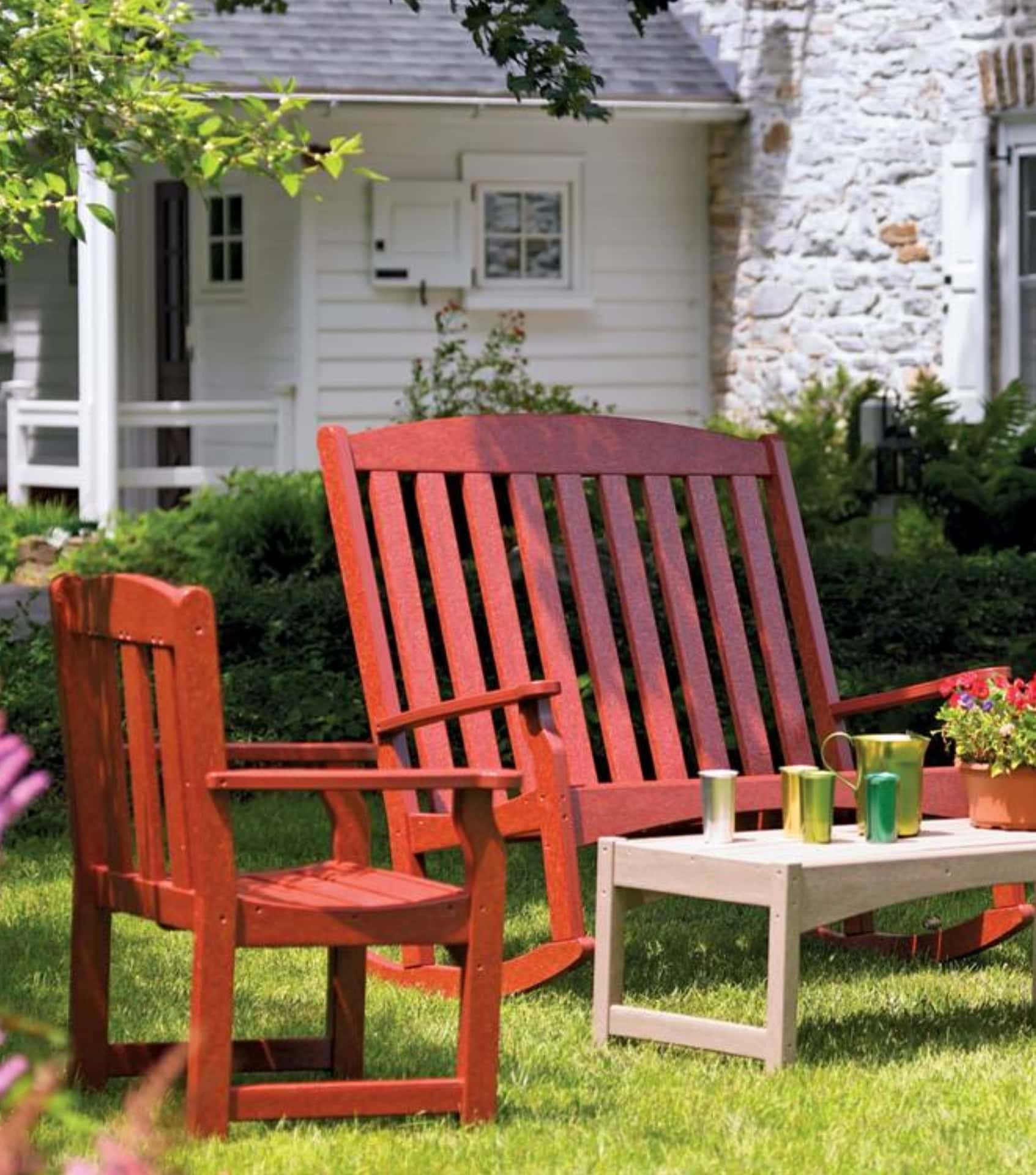 Image by Breezesta (recycled-plastic-outdoor-furniture)