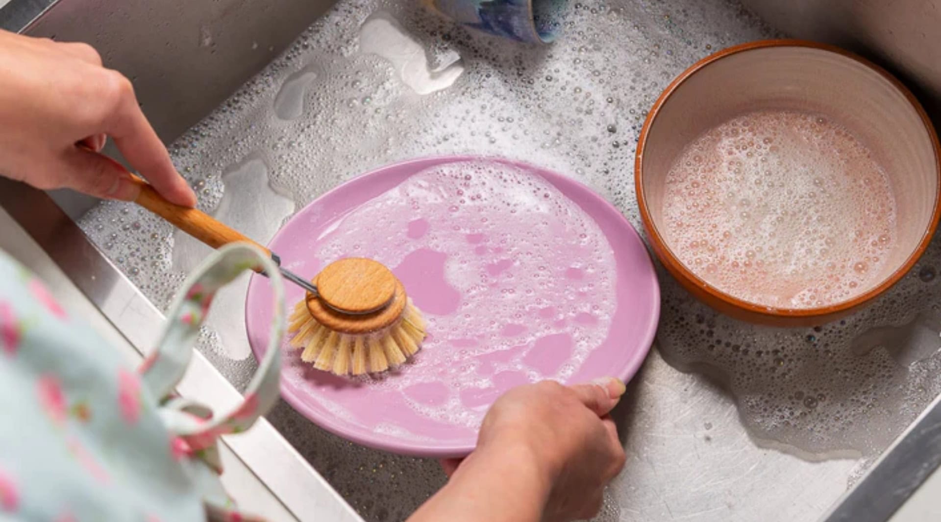 Image by Ethique (non-toxic-dish-soap)