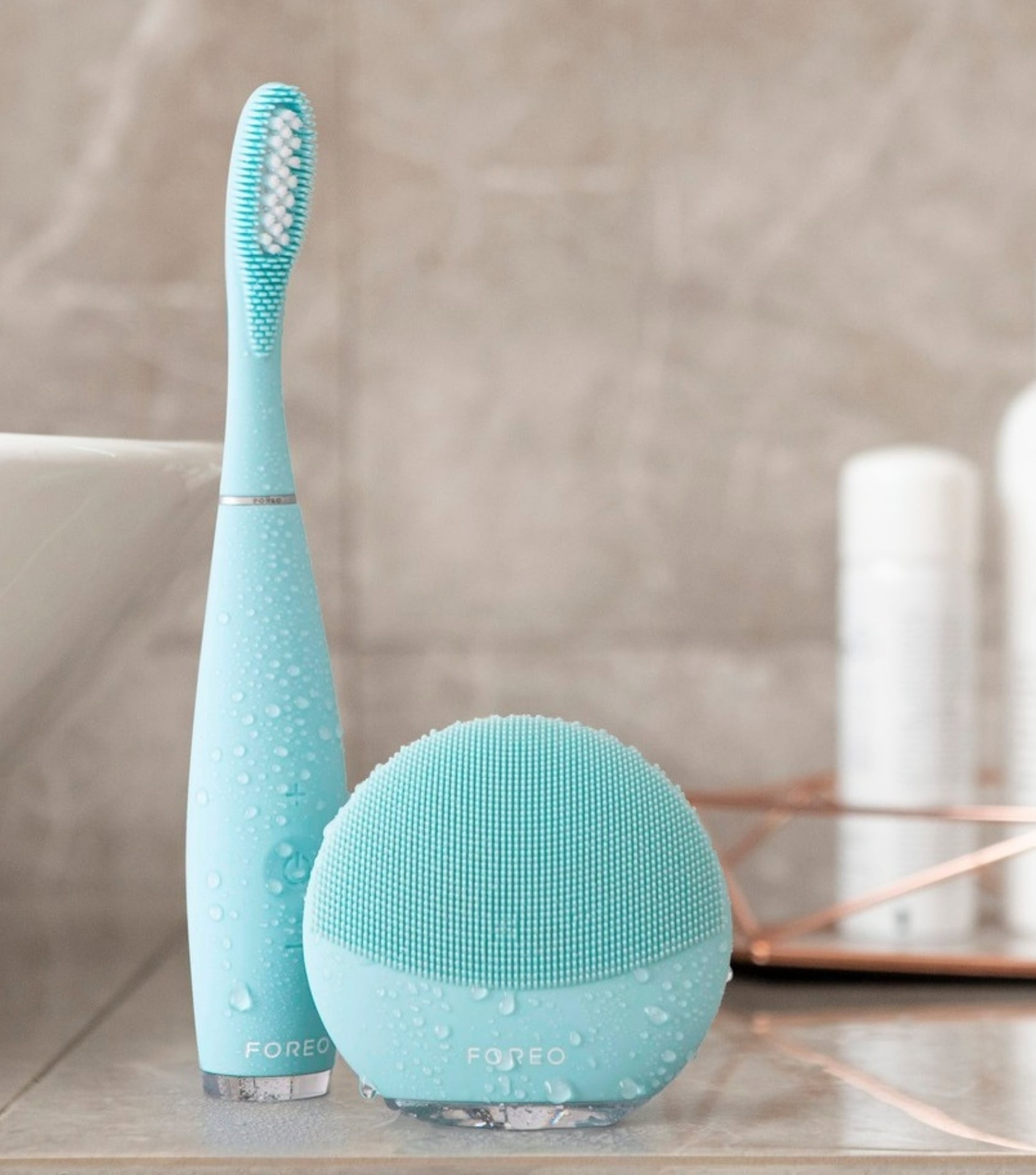 Image by FOREO (sustainable-electric-toothbrushes)