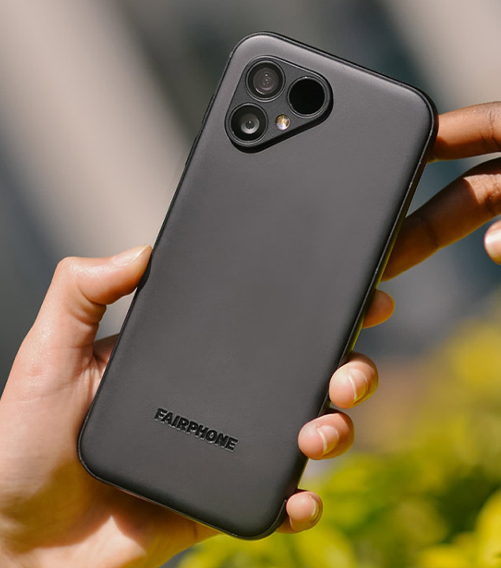 Image by Fairphone (sustainable-gadgets)