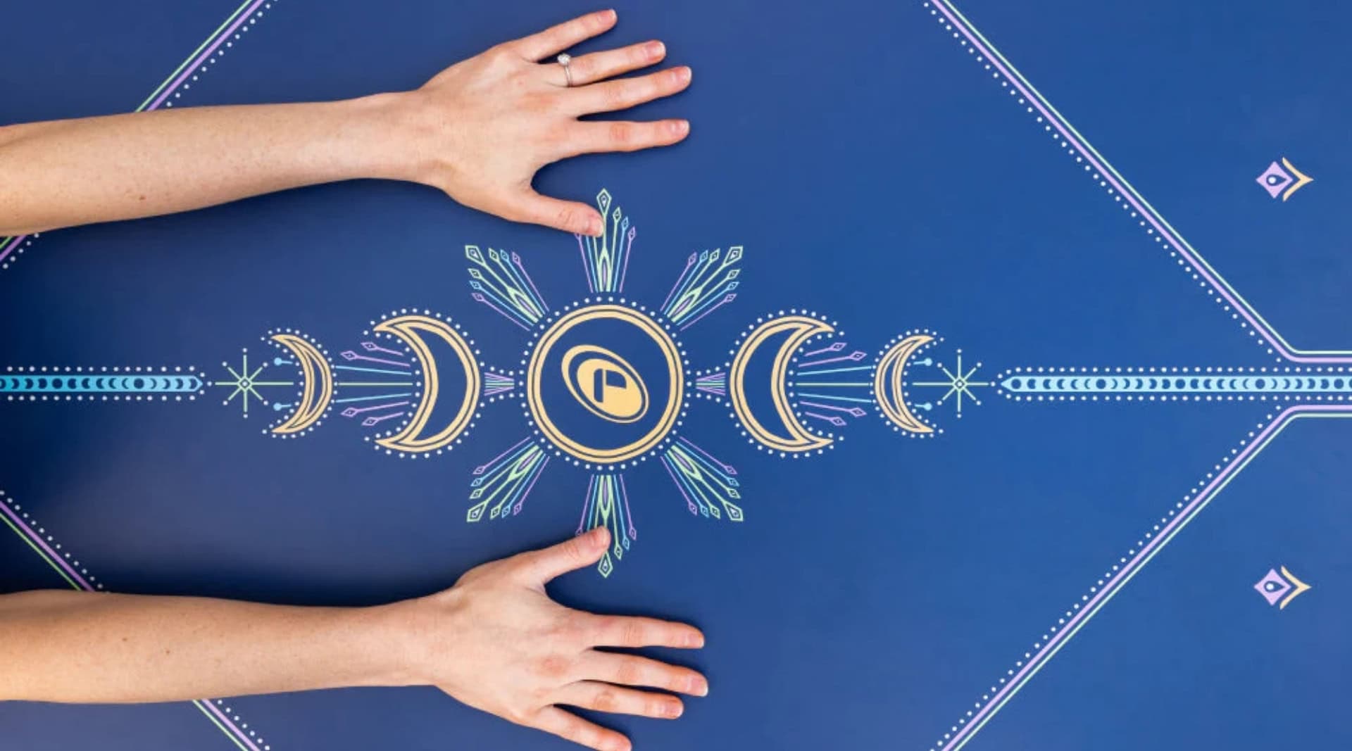Image by Liforme (eco-friendly-yoga-mats)