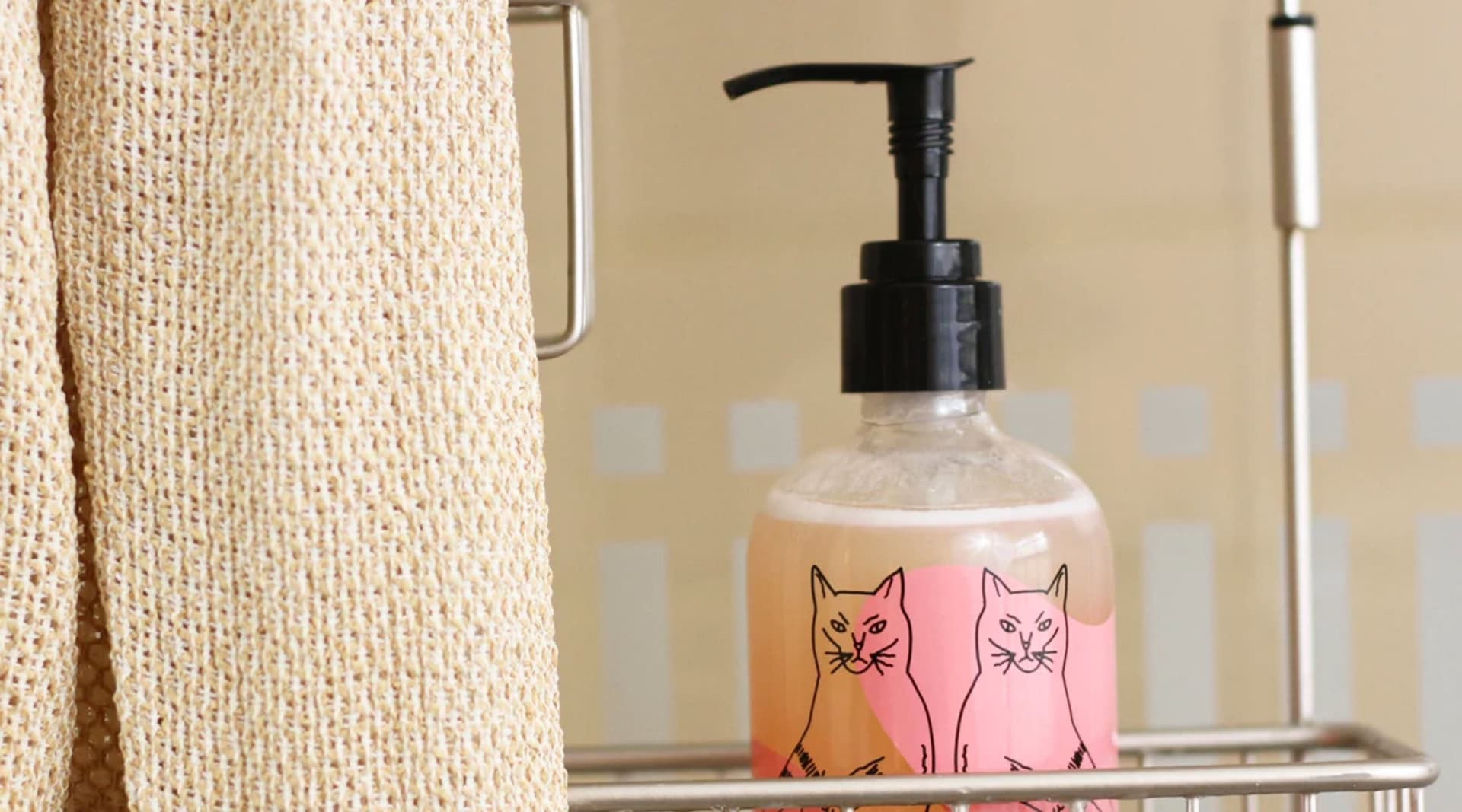 Image by Meow Meow Tweet (sustainable-body-wash)