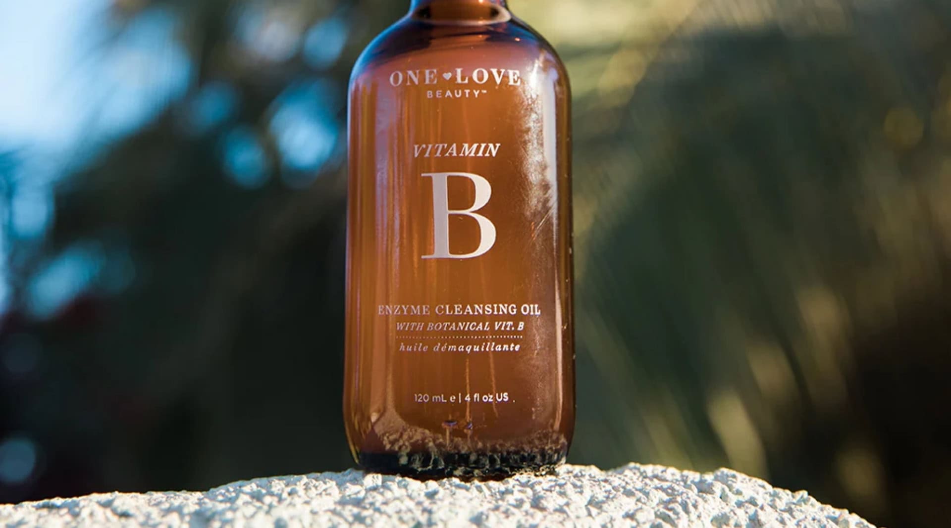Image by One Love Organics (natural-makeup-remover)