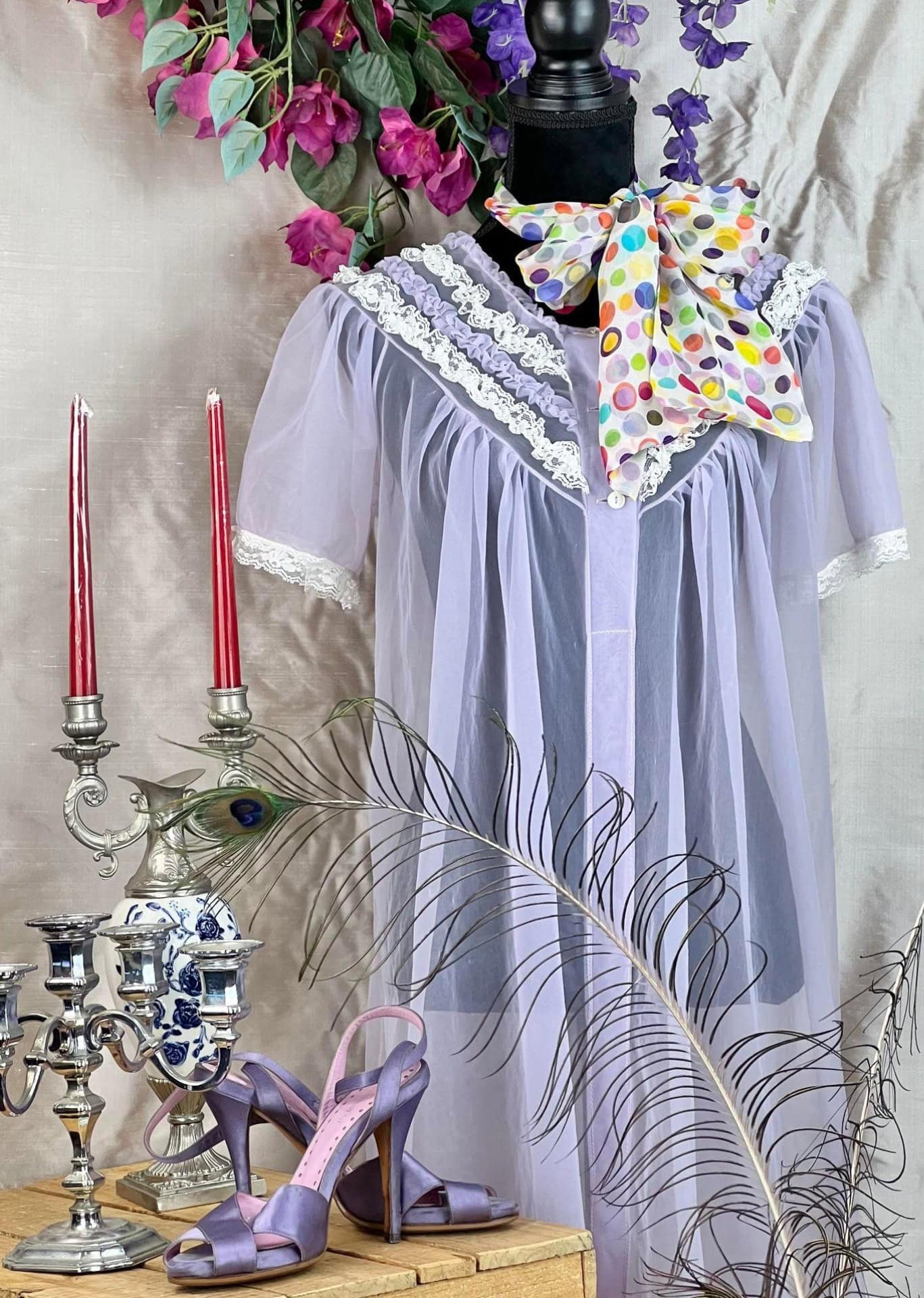 Image by Sacred Heart (online-op-shops-australia)