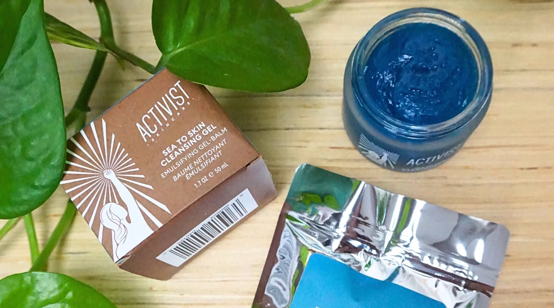 Image by Sustainable Jungle (Activist Skincare) (natural-makeup-remover)