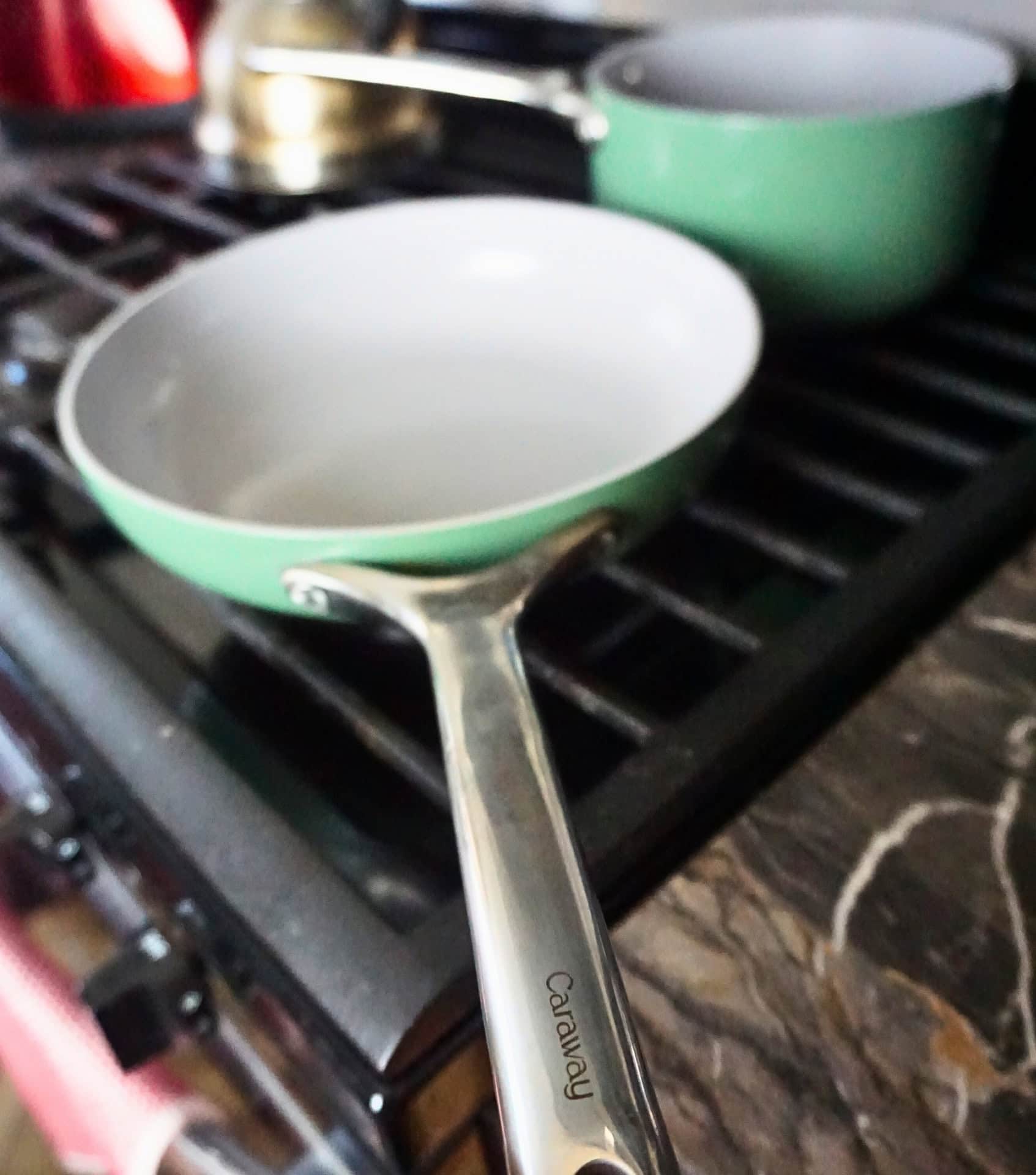 Image by Sustainable Jungle (Caraway) (non-toxic-cookware)
