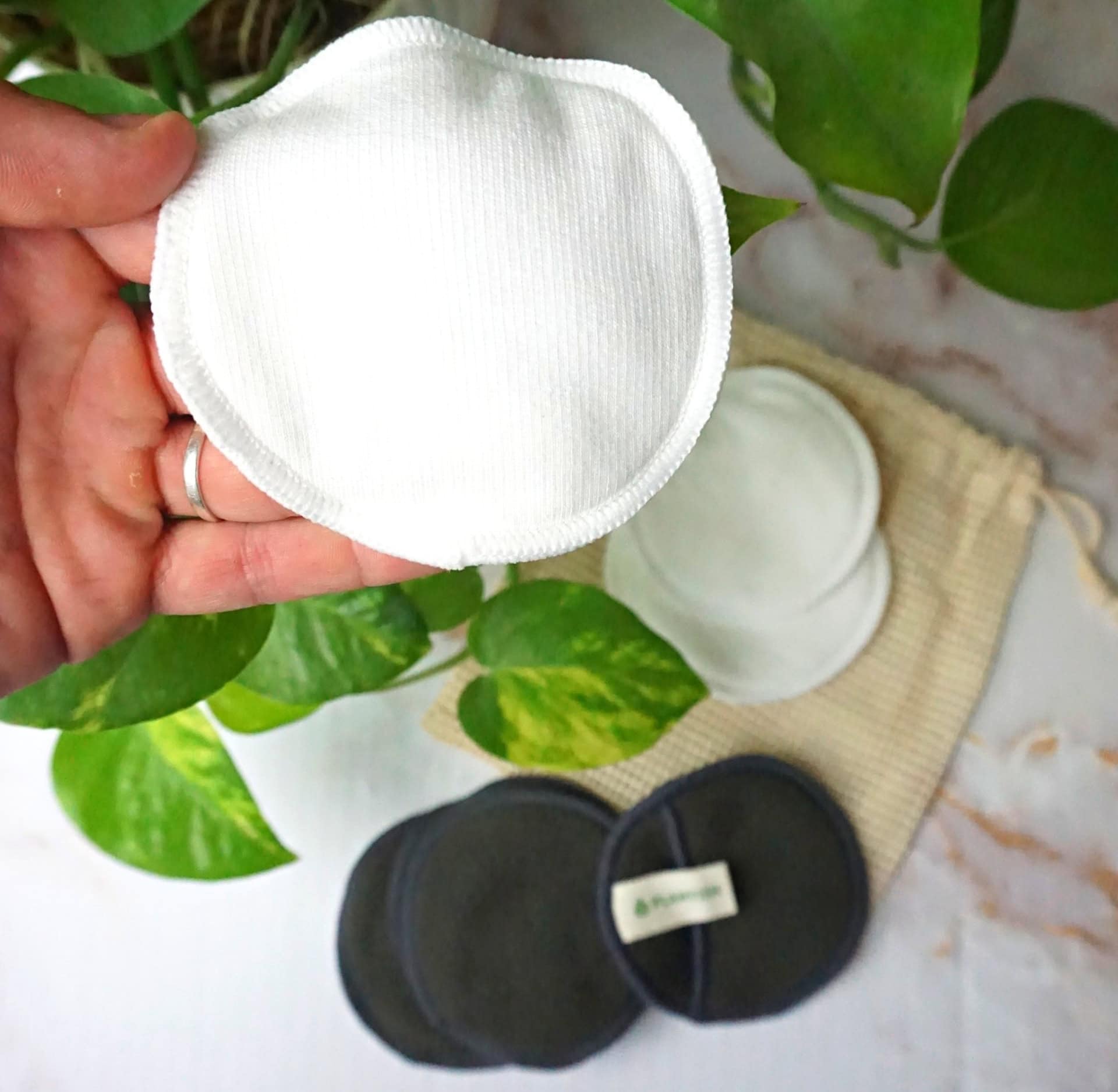 Image by Sustainable Jungle (Plantish Future) (sustainable-cotton-rounds)